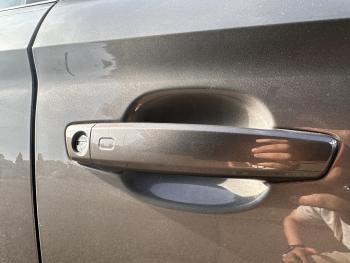 Car Thumb